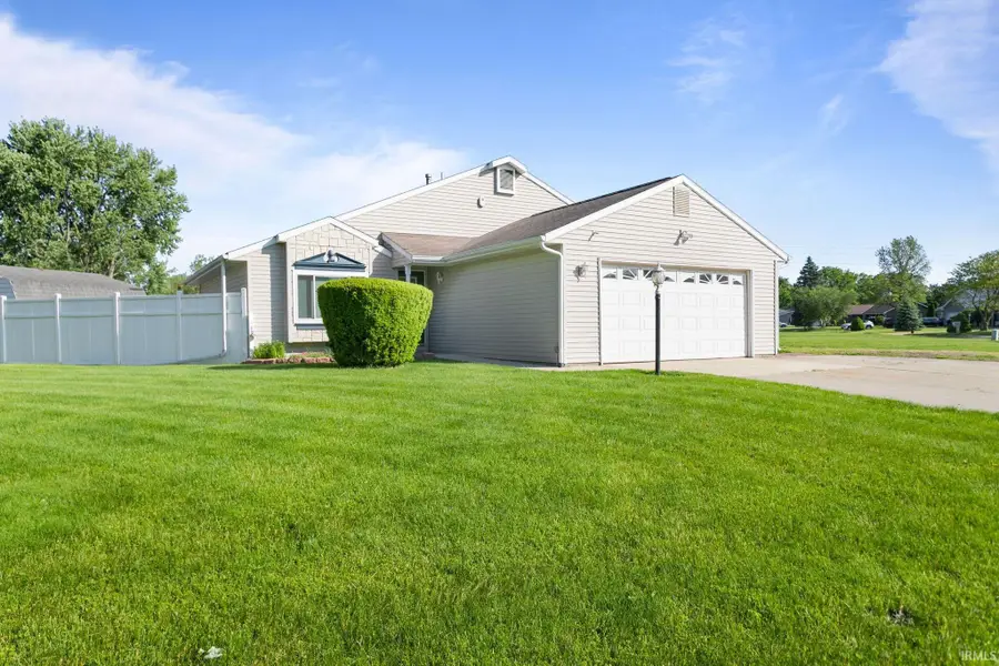 27407 Cobblestone Way, Elkhart, IN 46514 - #2
