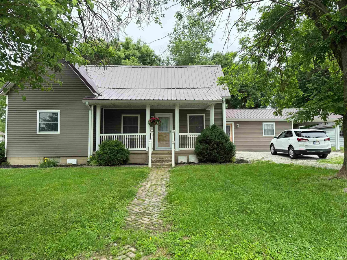 304 E Race Street, Odon, IN 47562 - #1