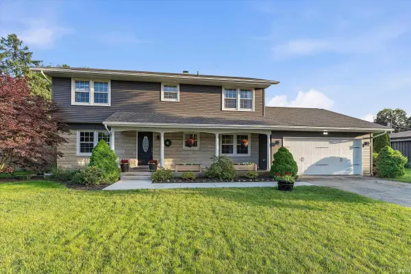 24328 Elmhurst Drive, Elkhart, IN 46517