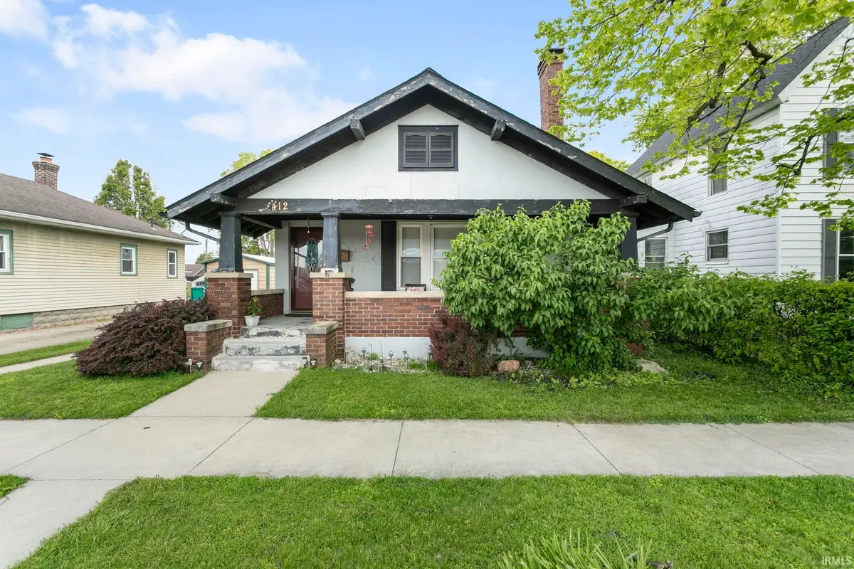 412 E 4th Street, Mishawaka, IN 46544 - #1