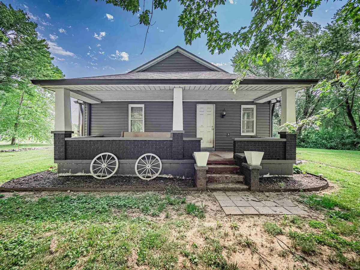 205 S Mariah Street, Winslow, IN 47598 - #1