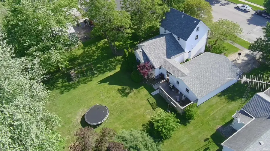 206 S Chestnut Street, Earl Park, IN 47942 - #2