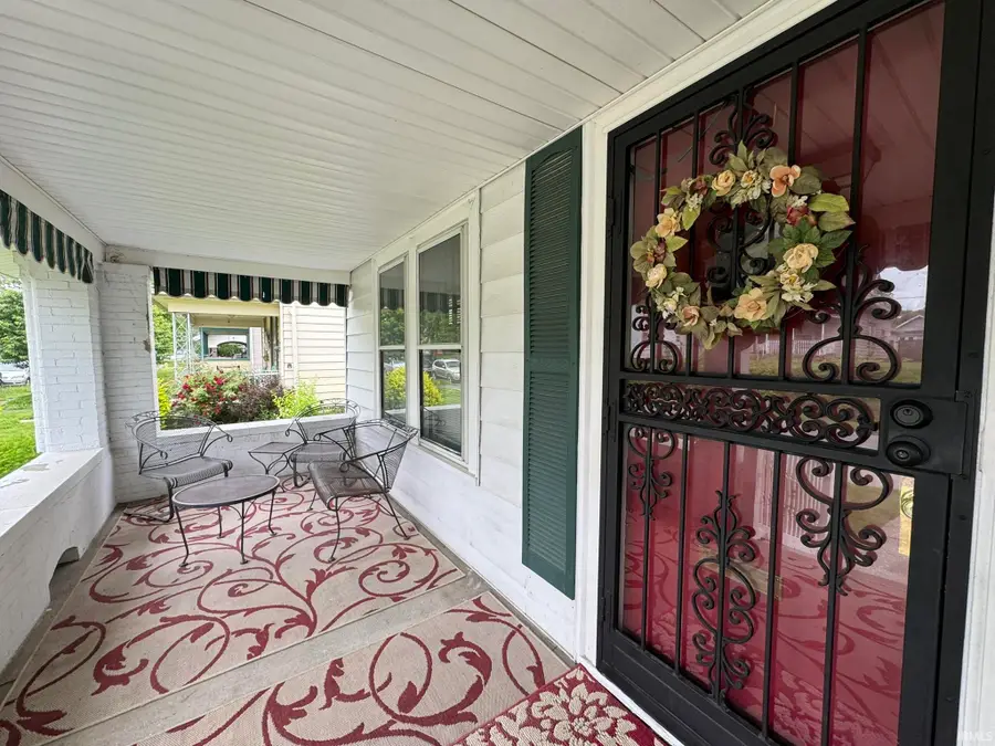 806 W 6th Street, Marion, IN 46953 - #2