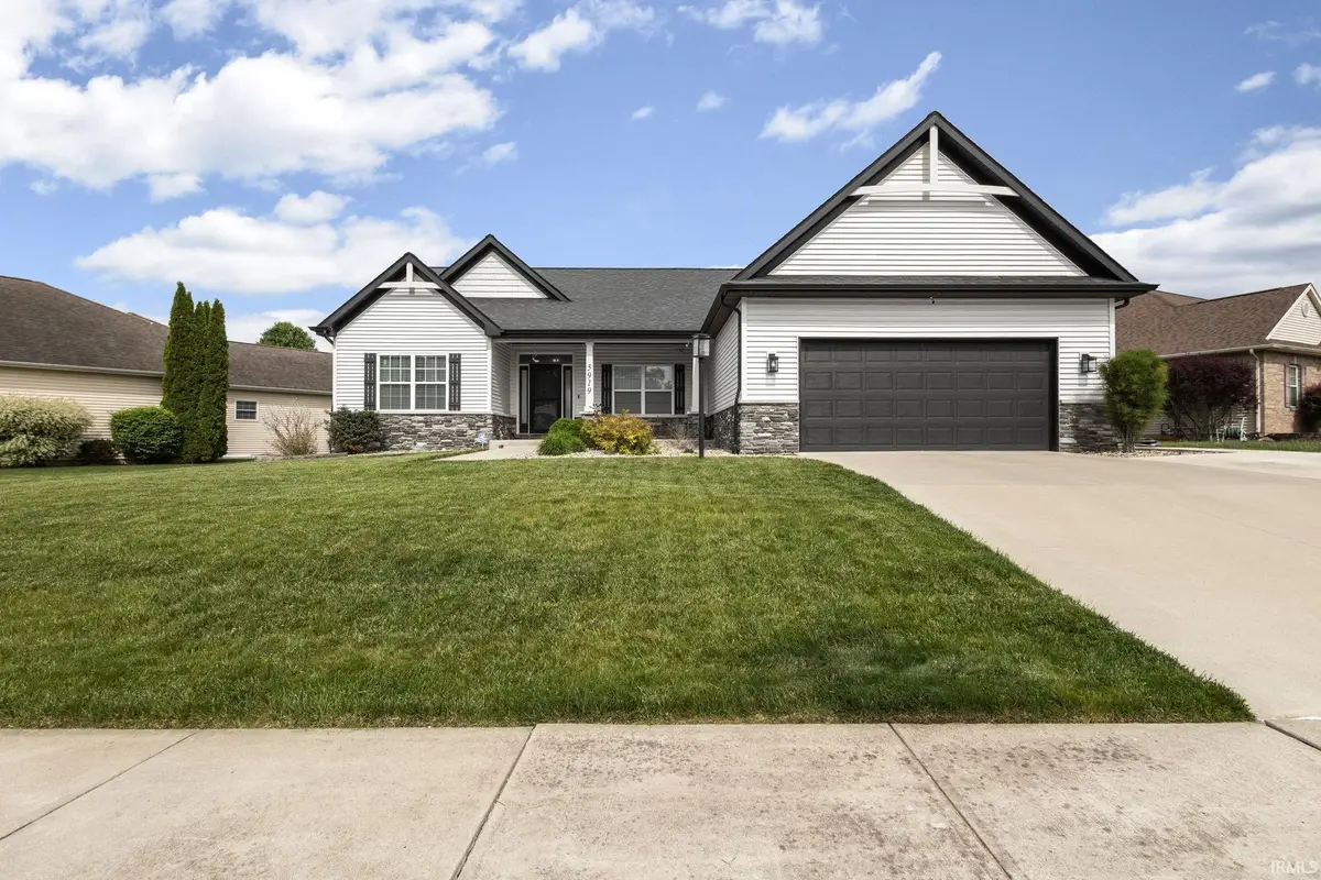 5919 Boxwood Dr E, South Bend, IN 46614 - #1