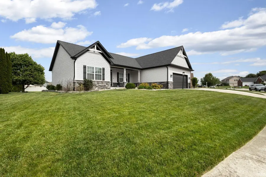 5919 Boxwood Dr E, South Bend, IN 46614 - #2