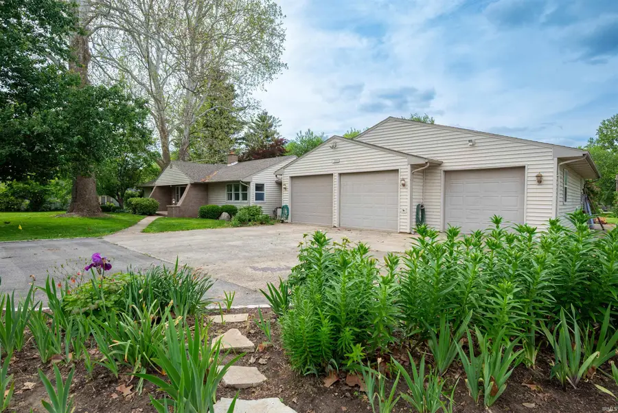 250 Hale Drive, Wabash, IN 46992 - #2