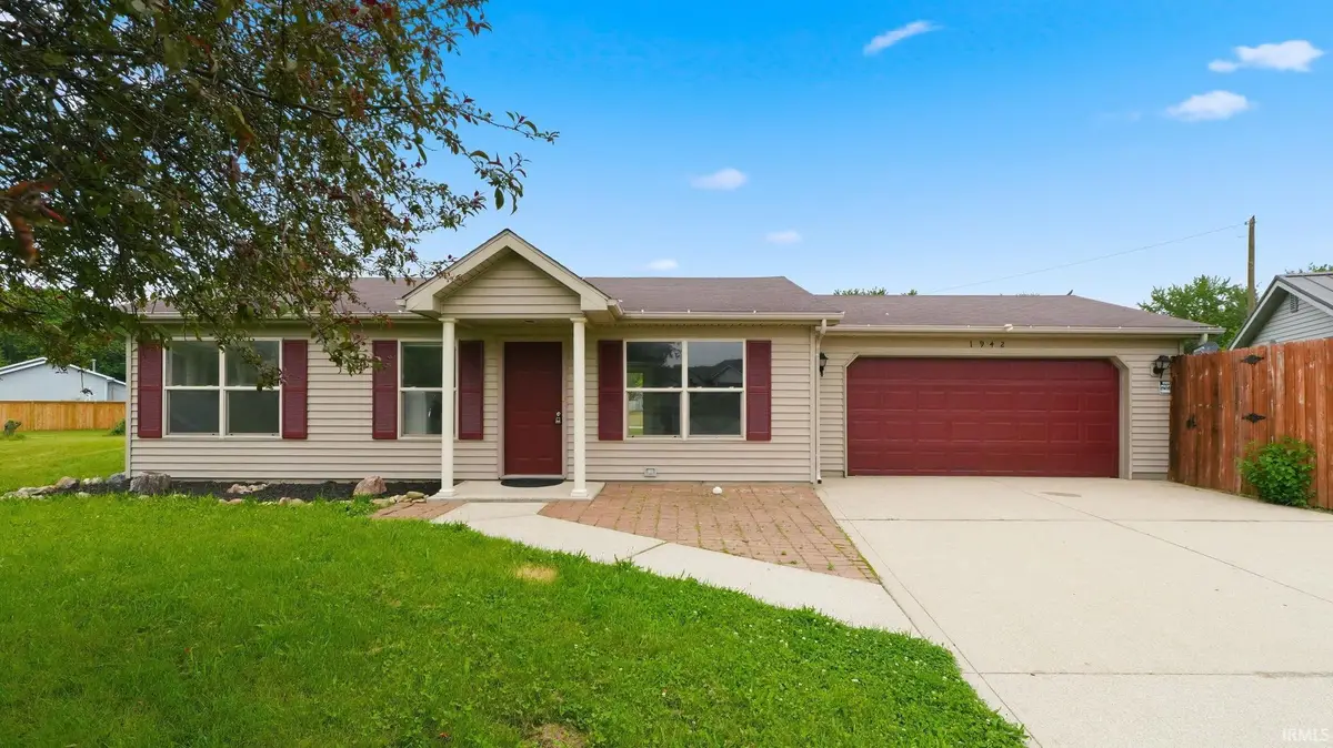 1942 York Court, Huntington, IN 46750 - #1