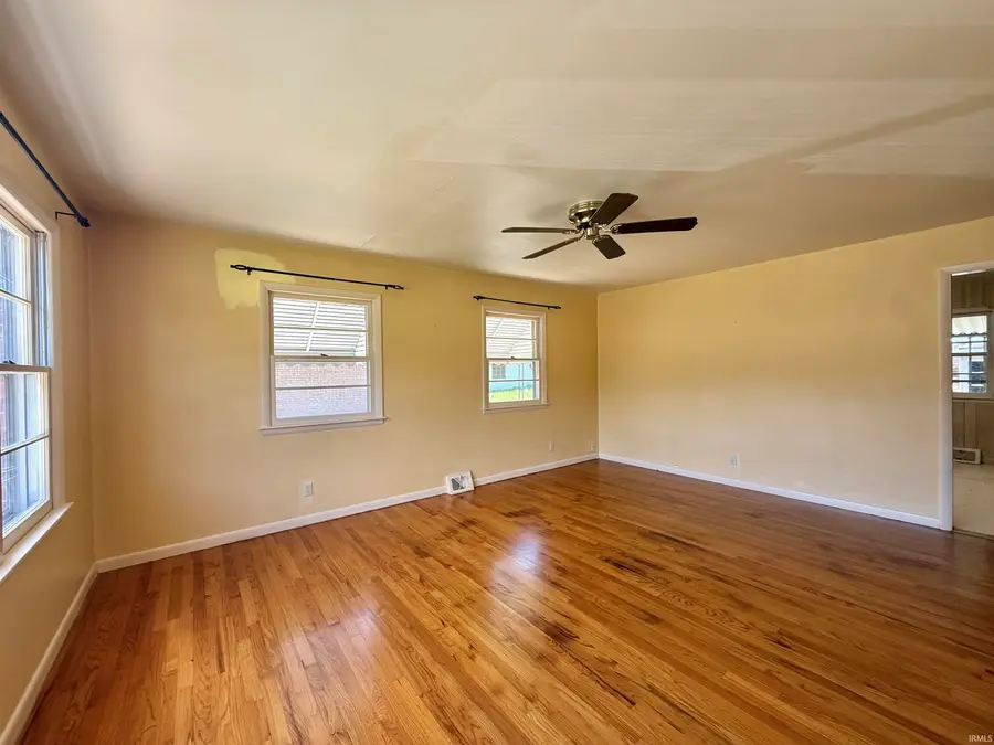 26 N Fairlawn Avenue, Evansville, IN 47711 - #3