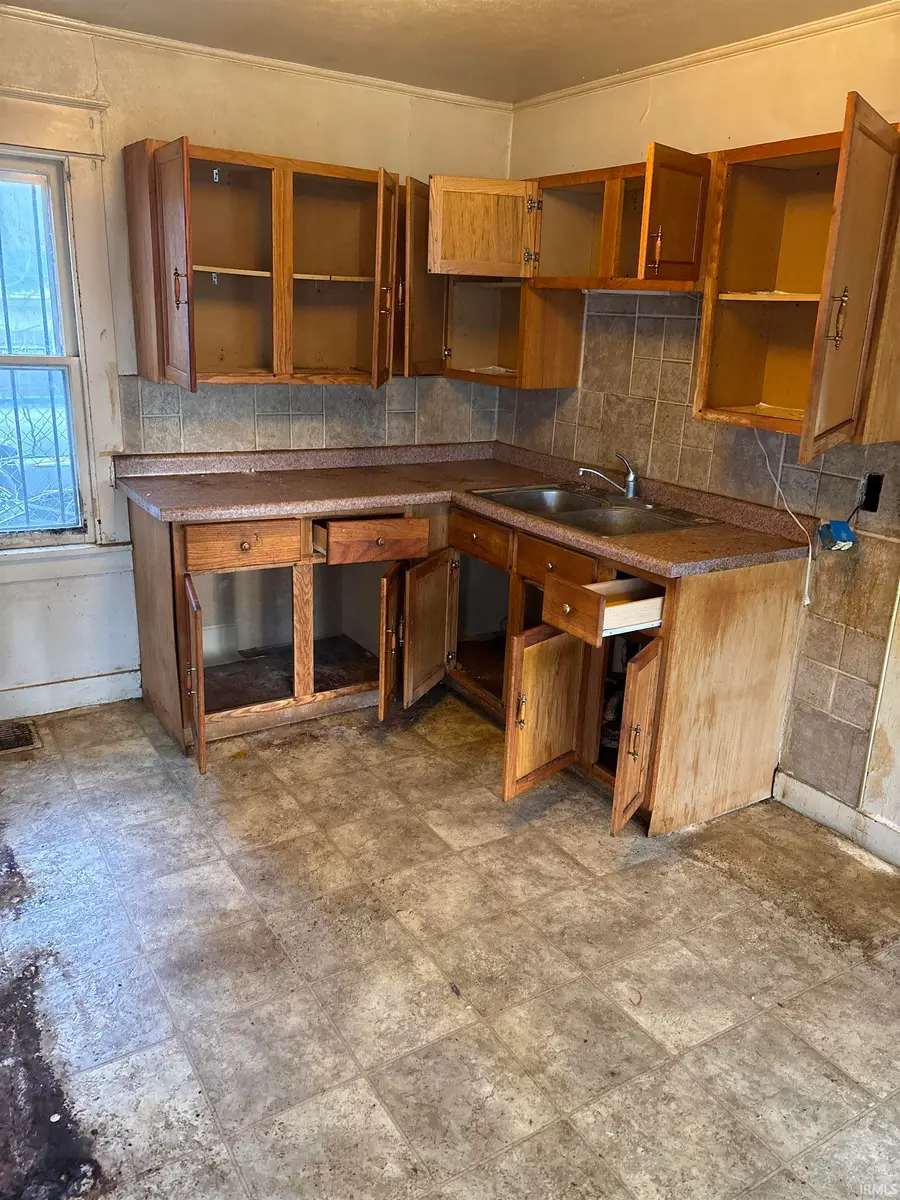 1514 Carroll Street, South Bend, IN 46613 - #3