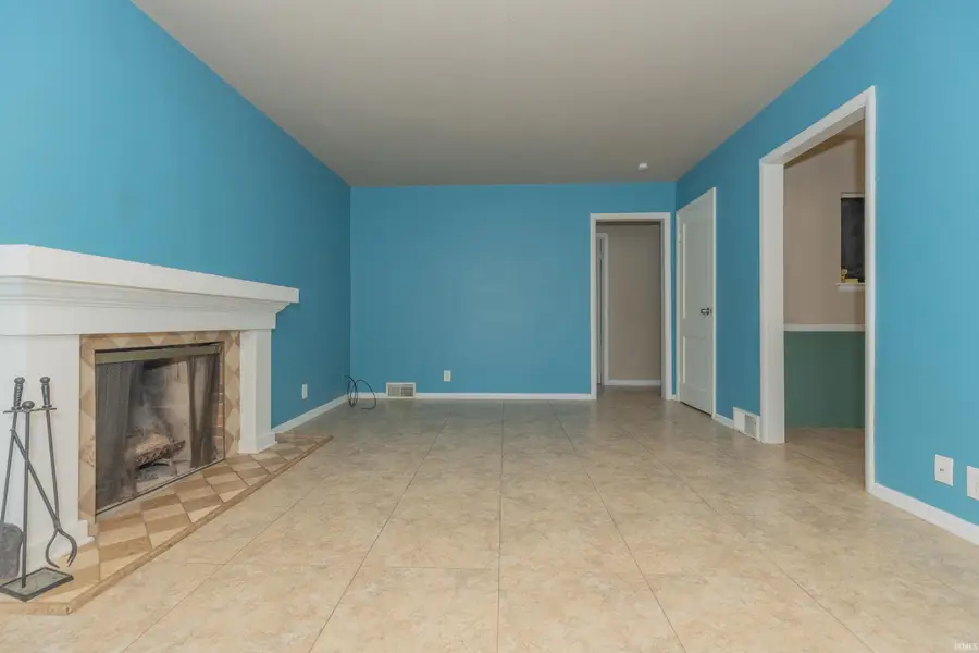 2113 Southeast Boulevard, Evansville, IN 47714 - #3