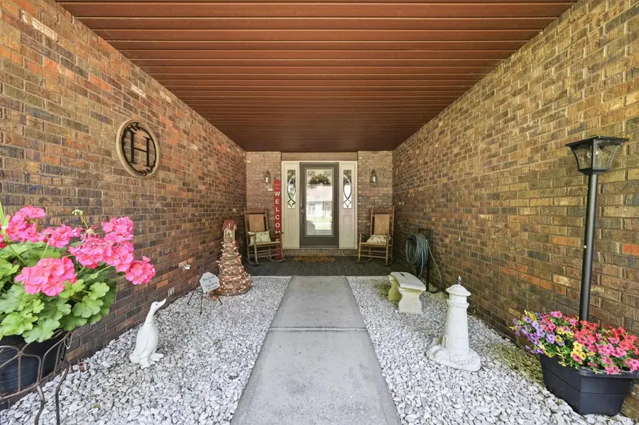 4804 N Camelot Drive, Muncie, IN 47304 - #3