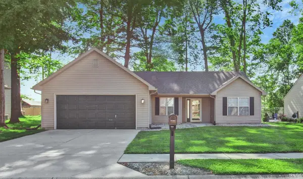 1005 Live Oak Court, Kokomo, IN 46901