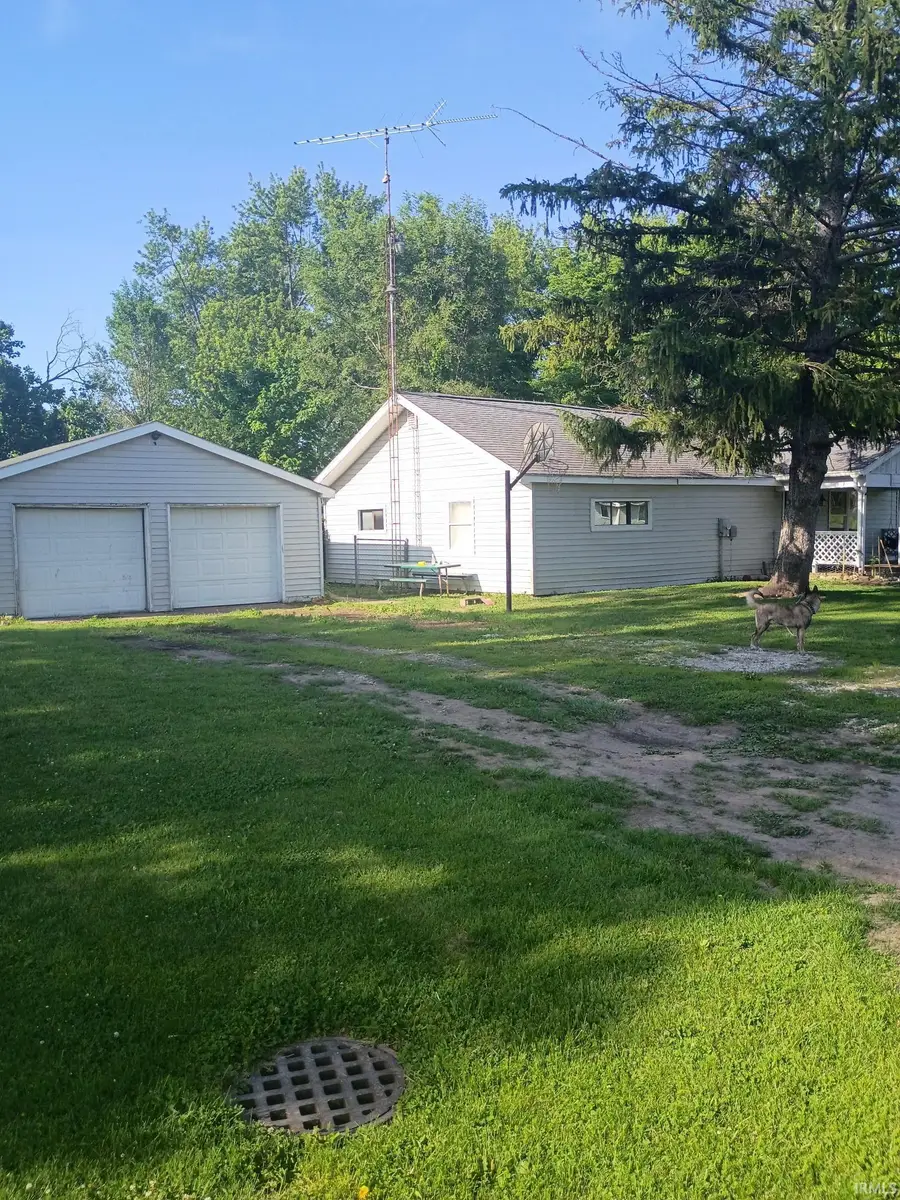 1021 E 35th Street, Marion, IN 46953 - #2