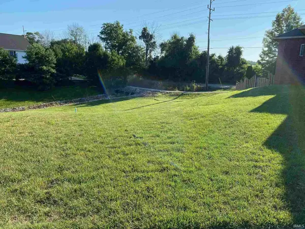 3868 E Regents Circle, Bloomington, IN 47401