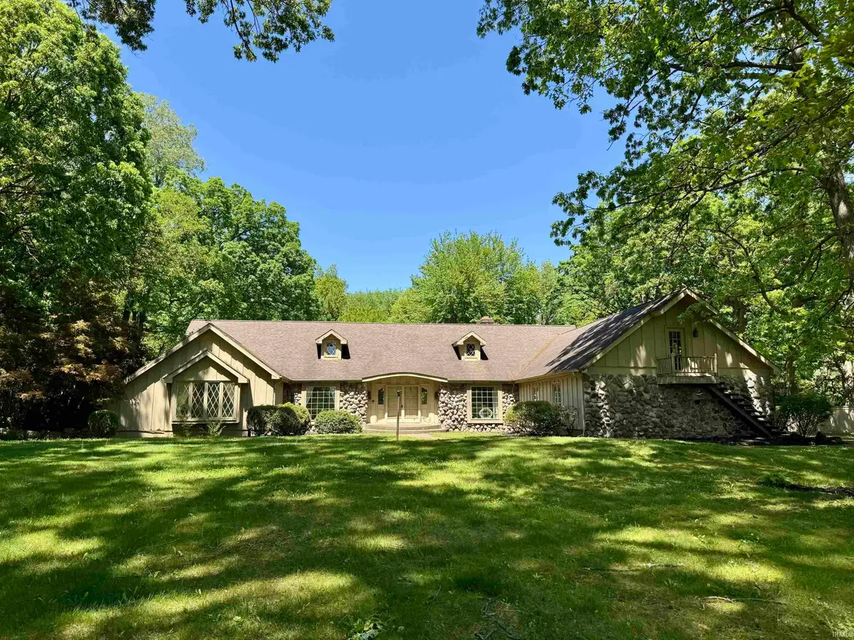 50555 Country Knolls Drive, Granger, IN 46530 - #1