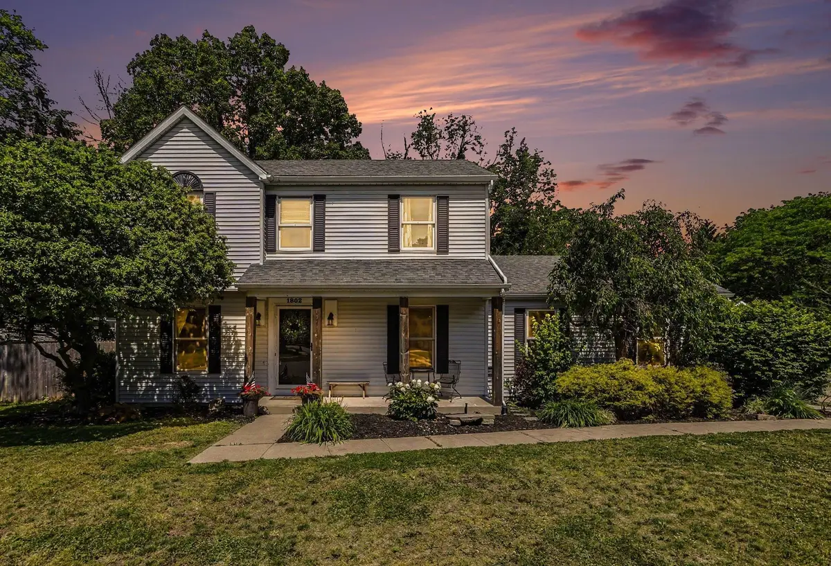 1802 Cross Creek Drive, South Bend, IN 46628 - #1