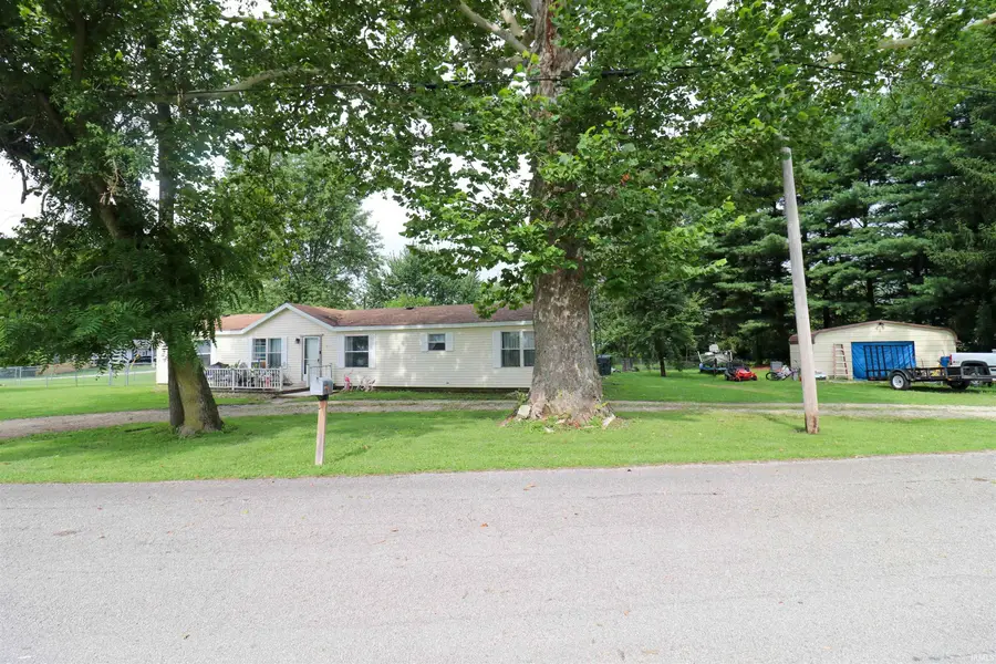 226 S Manor Avenue, Albany, IN 47320 - #2