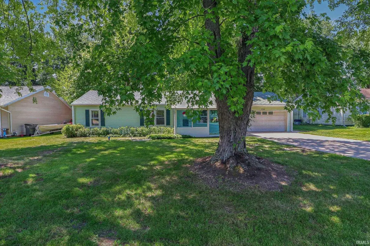 11924 Riverview Boulevard, Osceola, IN 46561 - #1