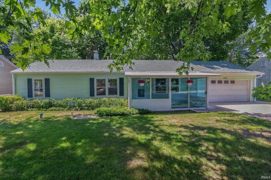 11924 Riverview Boulevard, Osceola, IN 46561 - #2