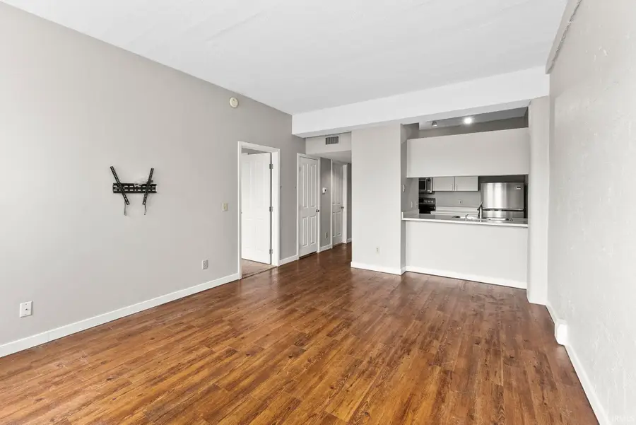 112 W Washington Boulevard #328, Fort Wayne, IN 46802 - #2