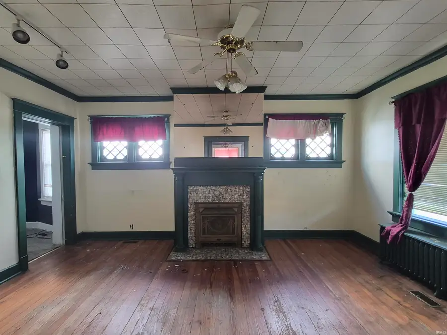 309 N 4th Street, Vincennes, IN 47591 - #3