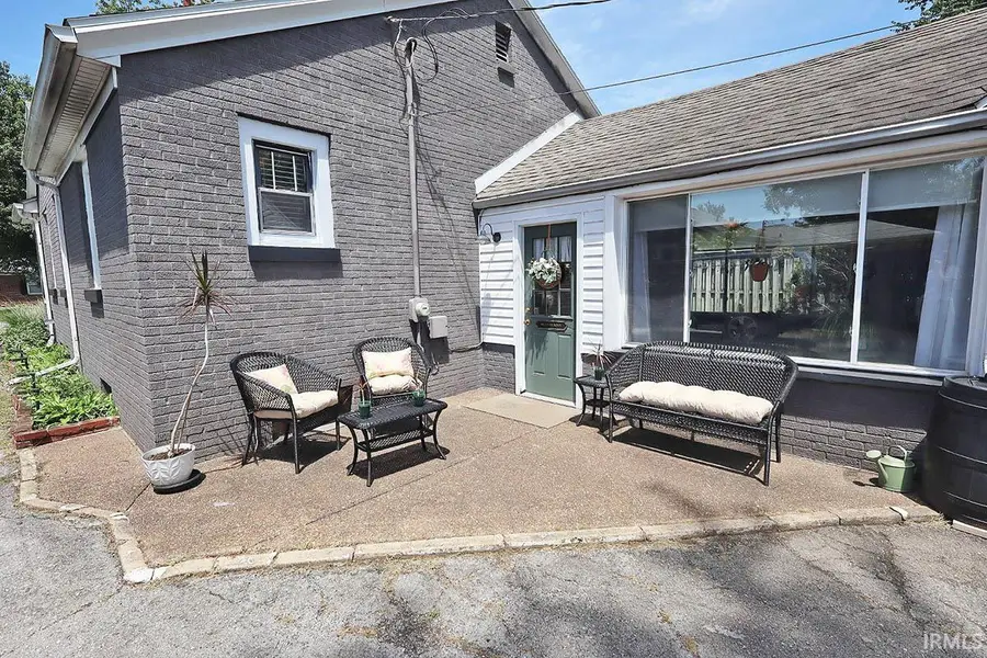 3009 E Chestnut Street, Evansville, IN 47714 - #3