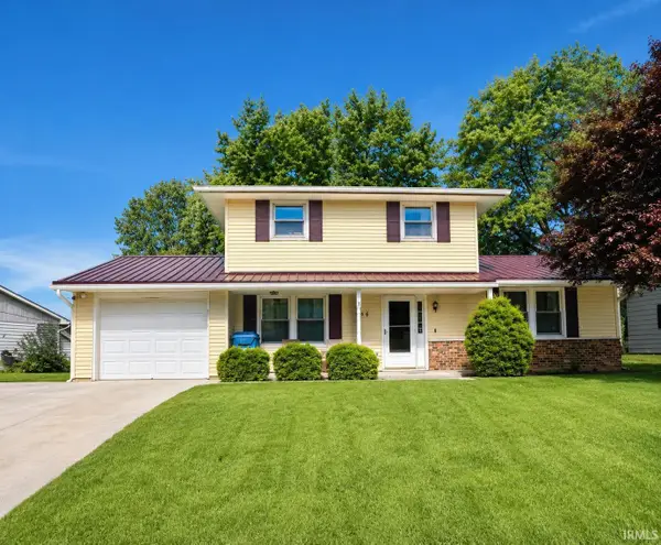 1546 Mac Pherson Drive, New Haven, IN 46774