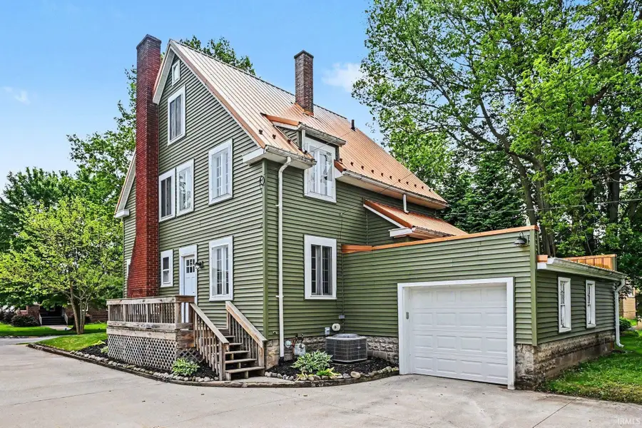 304 N Wayne Street, North Manchester, IN 46962 - #2