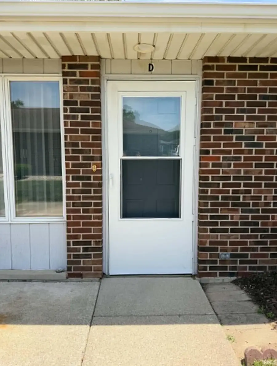 822 Woodlawn Avenue #D, Monticello, IN 47960 - #2