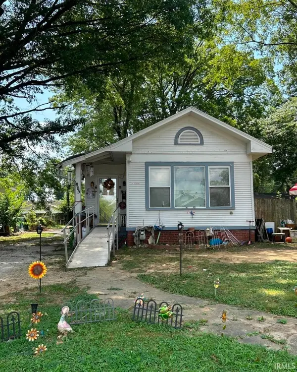 805 E Riverside Drive, Evansville, IN 47713