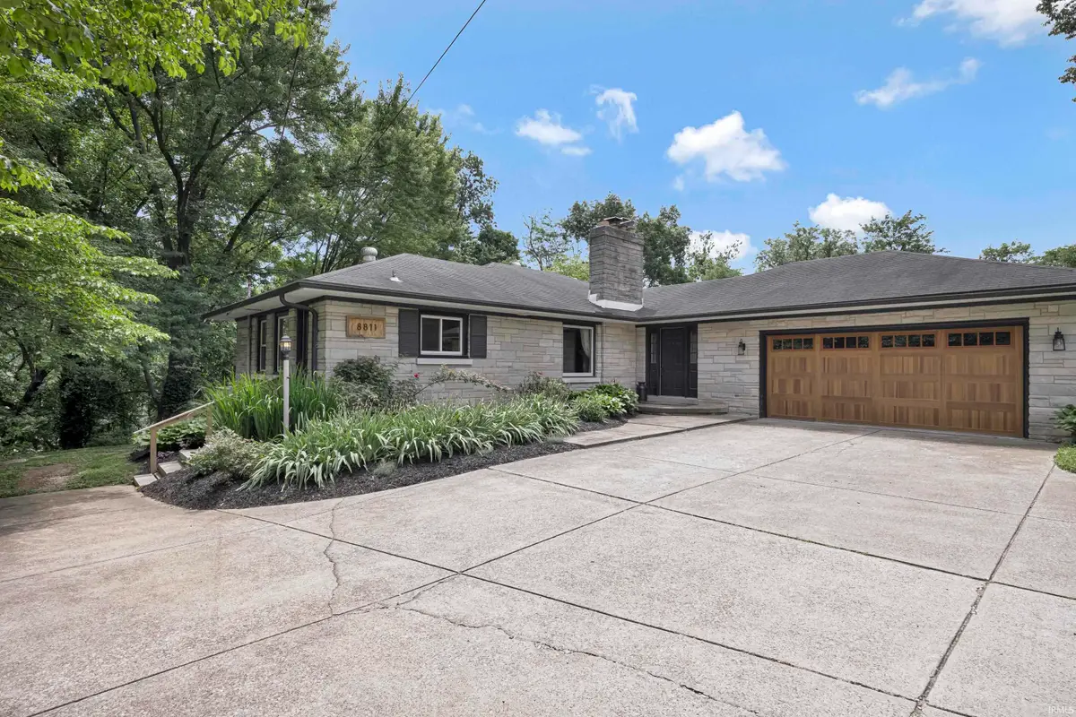 8811 Old State Road, Evansville, IN 47711 - #1