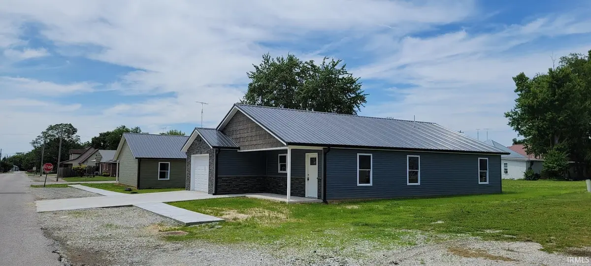 206 W Race Street, Odon, IN 47562 - #1