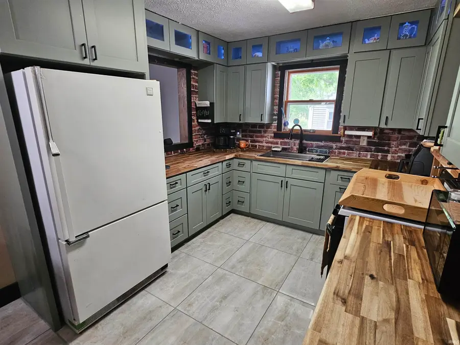 3161 S State Road 39, Frankfort, IN 46041 - #3