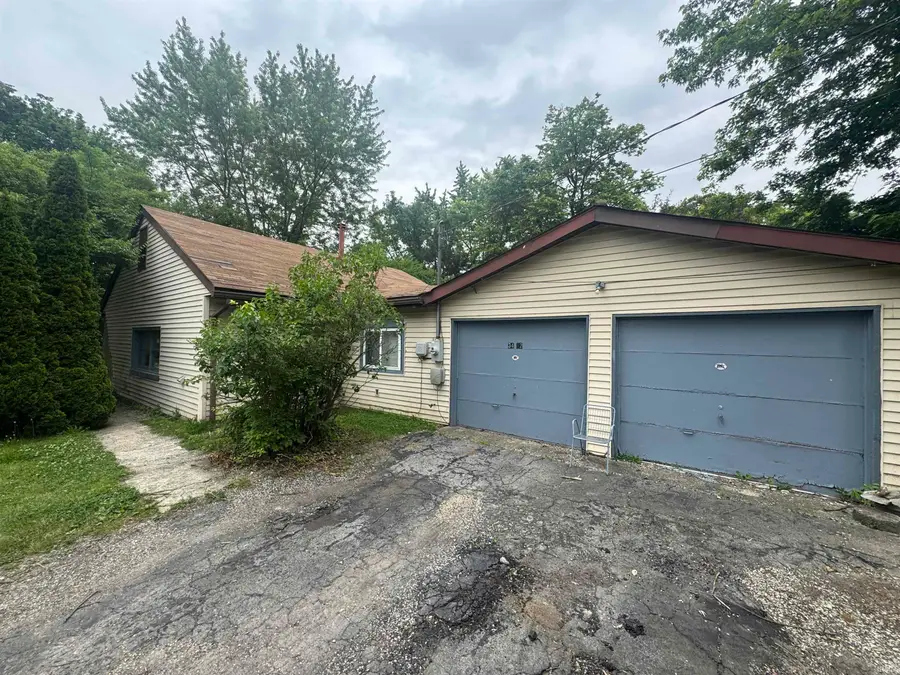 3402 Logan Avenue, Fort Wayne, IN 46803 - #2