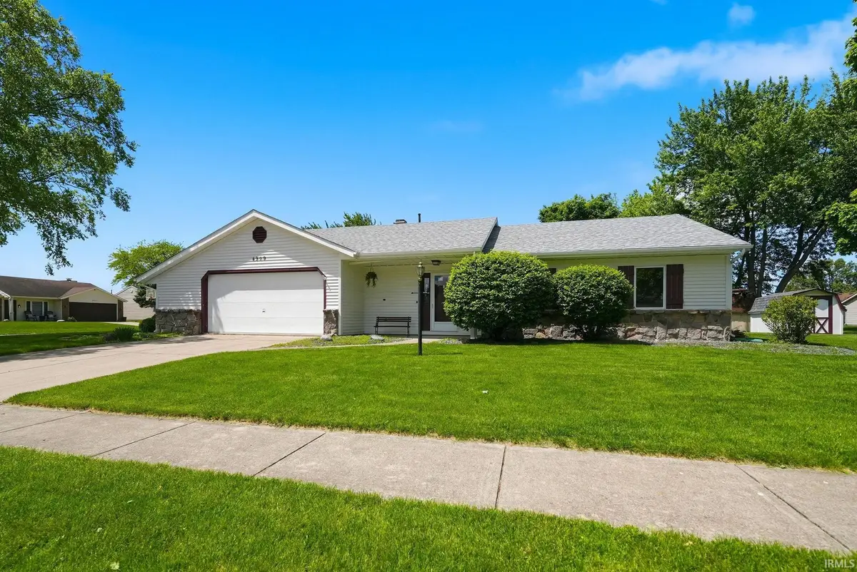 4909 Clovedale Drive, Woodburn, IN 46797 - #1