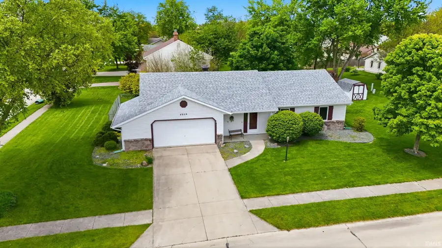4909 Clovedale Drive, Woodburn, IN 46797 - #2