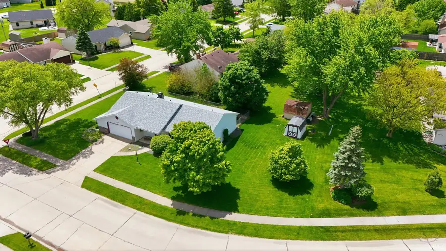 4909 Clovedale Drive, Woodburn, IN 46797 - #3