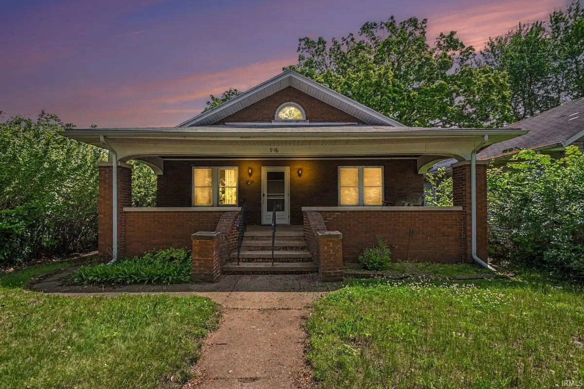 918 S 27th Street, South Bend, IN 46615 - #1
