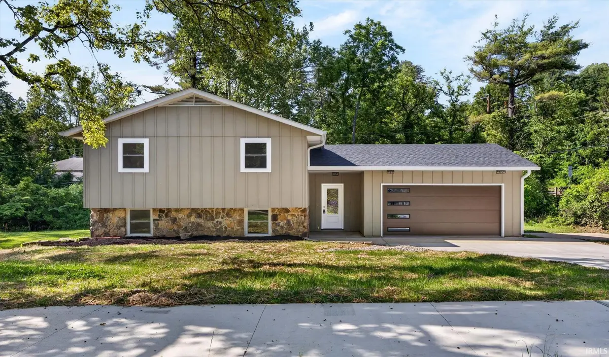 2102 E Wimbleton Lane, Bloomington, IN 47401 - #1
