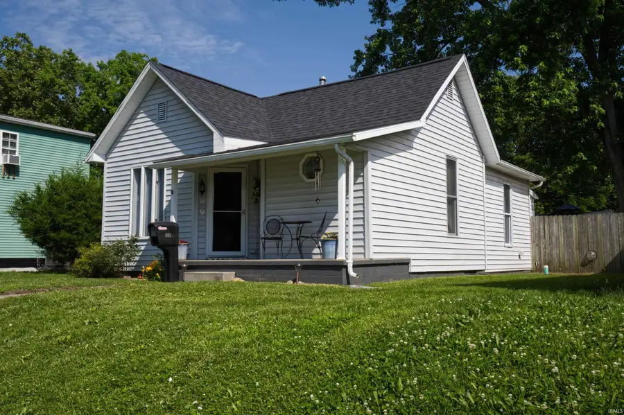 809 N 13th Street, Vincennes, IN 47591 - #3