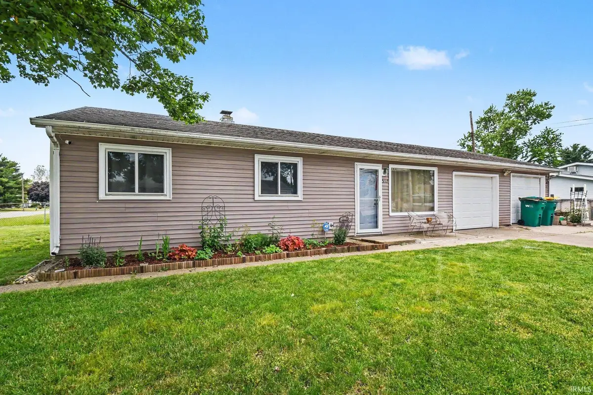 517 E La Salle Avenue, Mishawaka, IN 46545 - #1