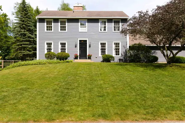50588 Linden Grove Lane, Granger, IN 46530