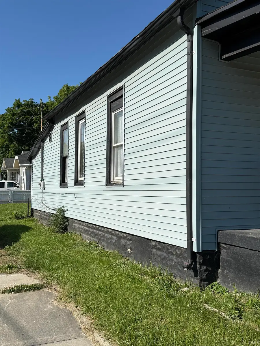 2250 Chestnut Street, Fort Wayne, IN 46803 - #2