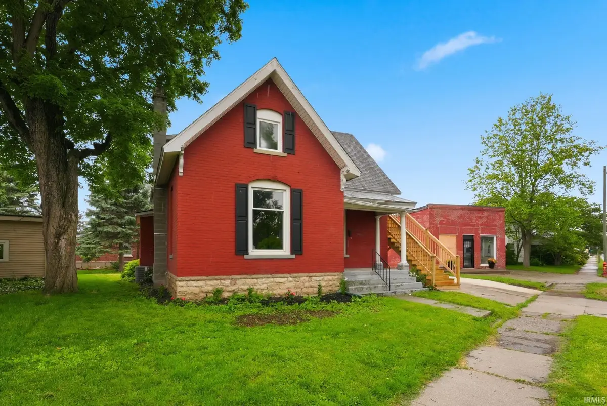 814 S Jefferson Street, Huntington, IN 46750 - #1