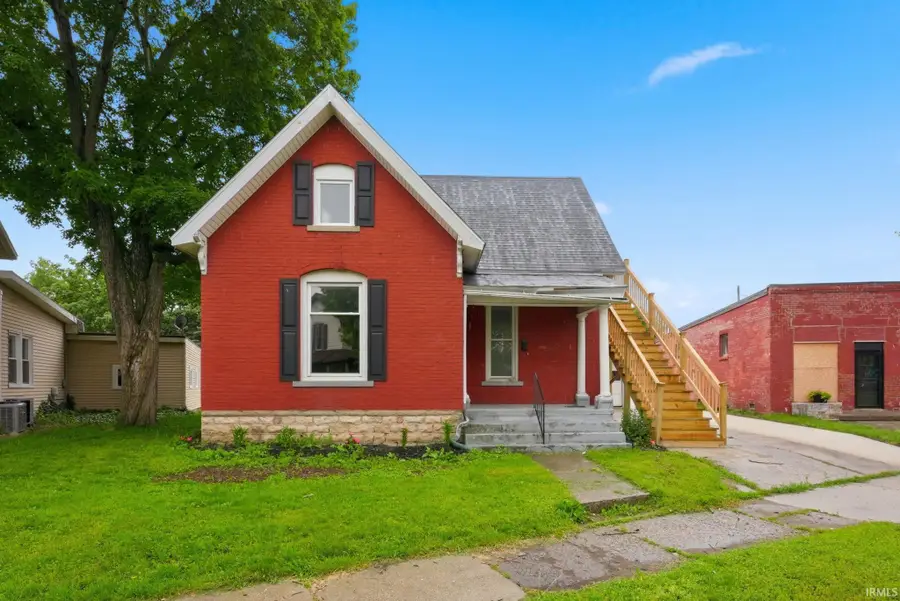 814 S Jefferson Street, Huntington, IN 46750 - #2