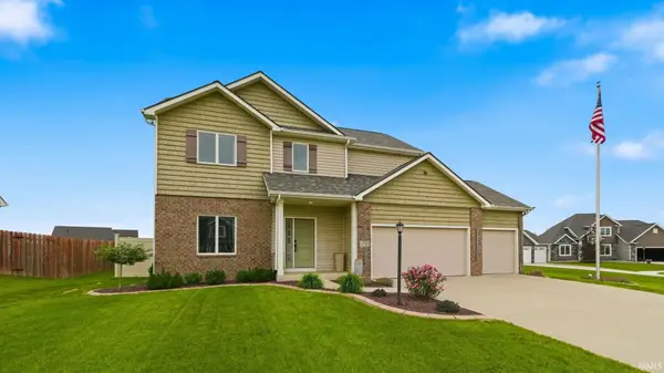 232 W Bay Bridge Court, Columbia City, IN 46725
