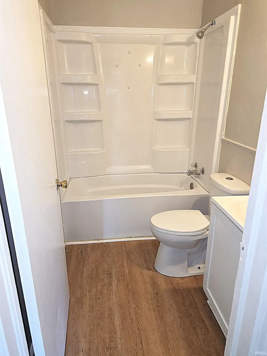 1121 S Dexter Avenue, Evansville, IN 47714 - #2