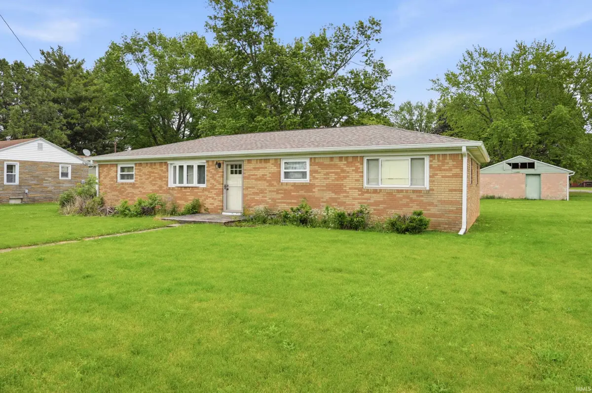 522 S Massachusetts Avenue, Matthews, IN 46957 - #1
