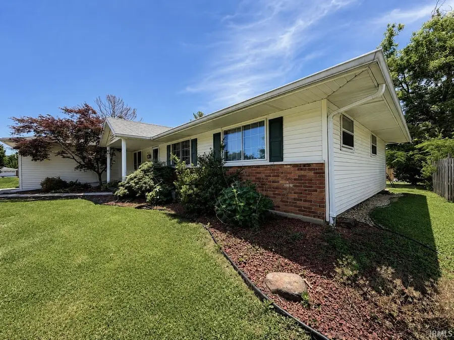 325 Forest View Drive, Bedford, IN 47421 - #2