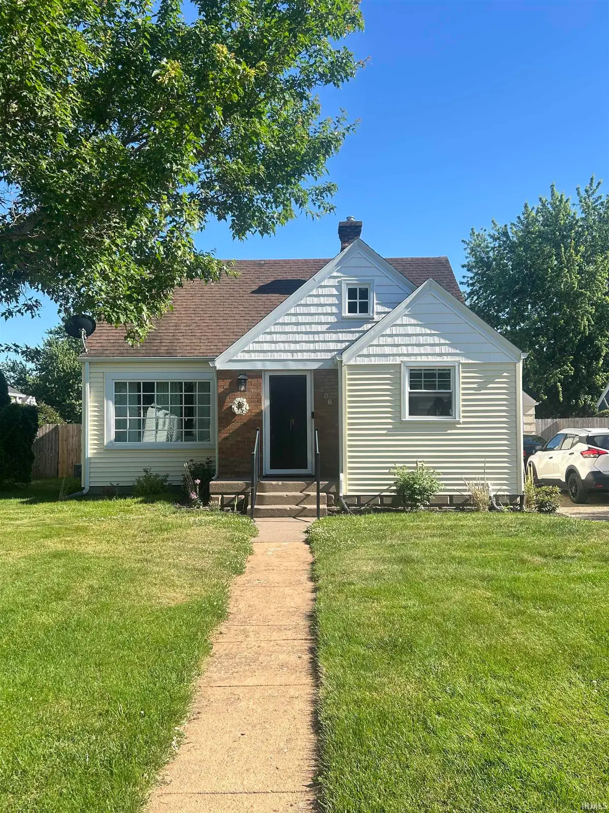 106 W Ben Street, New Carlisle, IN 46552 - #1